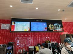 -85度C(生甜甜圈研究工坊·上海松江人民北路店)
