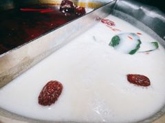 -湊湊火锅·茶憩(郑州绿地新都会店)