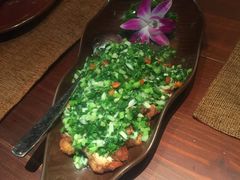 大理风味葱椒鸡-花马天堂云南餐厅 Lost Heaven(高邮路店)