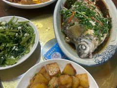 -芦茨金富饭庄·25年老字号·专做稻草鸡