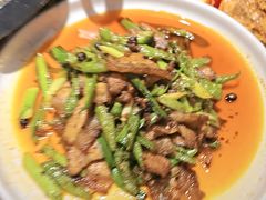 -万重锦·人文川菜馆(骡马市店)