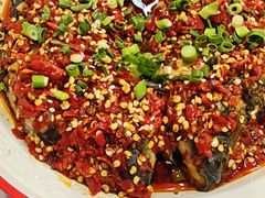 -阿瓦山寨·湘菜现炒·剁椒鱼头王(咸阳总店)