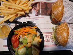 -The Habit Burger Grill 哈比特汉堡(复兴soho店)