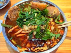 -柳州肥姨妈大骨螺蛳粉(东靖路店)