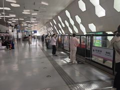 -朱辛庄(地铁站)