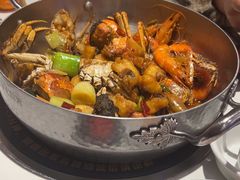 -七欣天香辣蟹火锅(闵行浦江欢乐颂店)