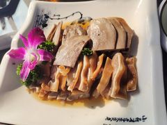 -七的湖·晚芳亭·阳澄湖农家菜·大闸蟹(莲花岛店)