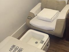 -新盈光·云会所(百丈东路店)