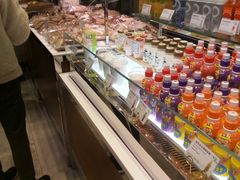 自助取餐区-巴黎贝甜(常德路店)
