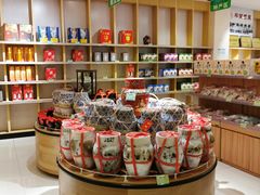 -平望服务区·停车场