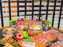 -何发发和牛烧肉·鳗鱼榴莲放题自助(乐峰广场店)