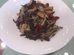 -裕德隆清真饭庄·天津特色菜(东丽店)