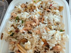 腌菜肉丝炒饭-中雪冰冰凉(沙湾国际店)