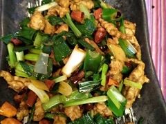 -香巴拉云南餐厅(华莱坞店)