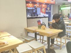 -魔都三兄弟酸辣粉·蘸卤炸串(虹桥万科店)