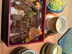 -本源食集 日式烧肉·炉端烧(东海缤纷店)