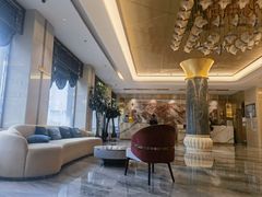 -贝尔大酒店(海拉尔伊仕丹购物广场店)