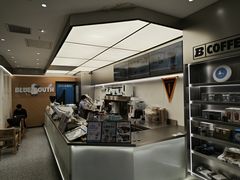 -蓝嘴兽咖啡(开福万达广场店)