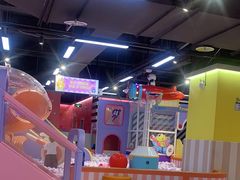 -米迪熊家庭娱乐中心新天泽国际广场店