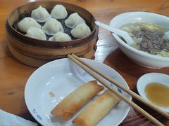 -上海特色小笼店(铁岭路90弄小区店)