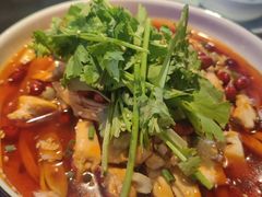 -川流不息·地道川菜·小龙虾(新松江路店)