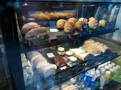 -星巴克臻选(莘庄仲盛店)