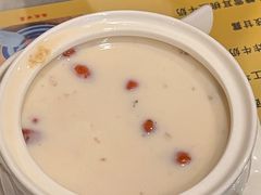-广信牛奶甜品世家(台东店)