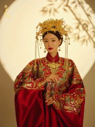 -樱花婚纱摄影