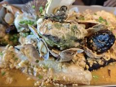 -鸣记脆皮烤鱼·海鲜烤鱼(三八广场店)