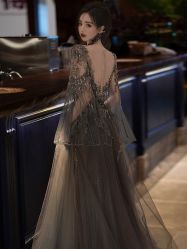 -艾米丽婚纱礼服