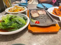 -月枫江南小馆(绿地缤纷广场店)