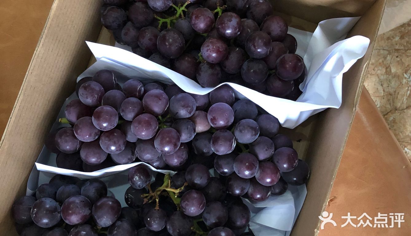 新鲜的葡萄🍇翠冠梨🍐