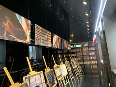 -钟书阁(松江泰晤士小镇店)