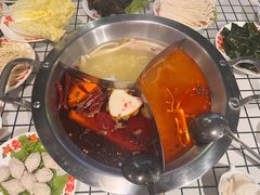 -山悦里 山野·鲜火锅(罗斯福广场店)