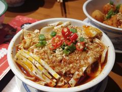 -炉小二铜锅牛蛙•川湘菜(三里屯店)