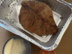 牛肉芝士双拼披萨-宅恩特披萨(百汇城店)