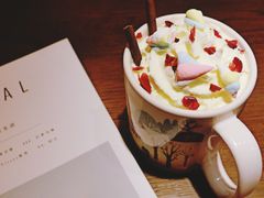 彩虹蔓越莓拿铁-十七英哩咖啡 Seventeen Mile Coffee(崇盛晶珠广场店)