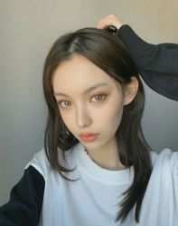 -东秀护肤造型
