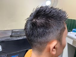 -摩登时代美发沙龙