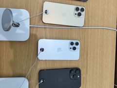 -Apple 零售店(Canton Road)