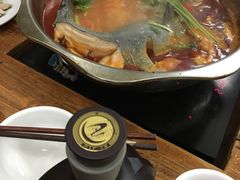 酸汤鱼-苗伯妈酸汤火锅