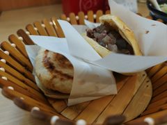 驴肉火烧-闫家驴肉老店(华电一校店)