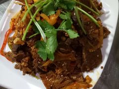 口水鸡<br />葱香金针菇<br />香辣牦牛肉-三升美食城