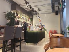 -WOW coffee