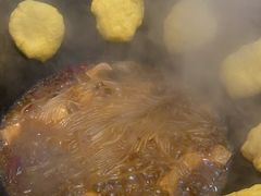 -哈尔滨烧烤·山河村铁锅炖(交大店)