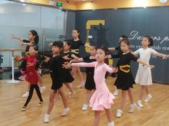 -港龙舞蹈·成人少儿舞蹈培训(深圳湾校区)