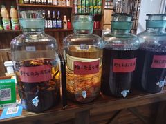 -果松木炭酸菜铜火锅·外婆参鸡汤