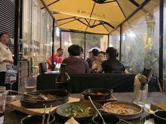 -Ameigo梅果·云贵川bistro(长宁来福士店)