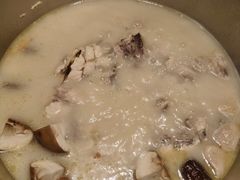 胡椒猪肚鸡-洪氏嗨捞·猪肚鸡火锅(阳光天地店)