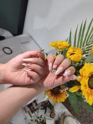 点击看大图 -猫小姐美发美甲造型店